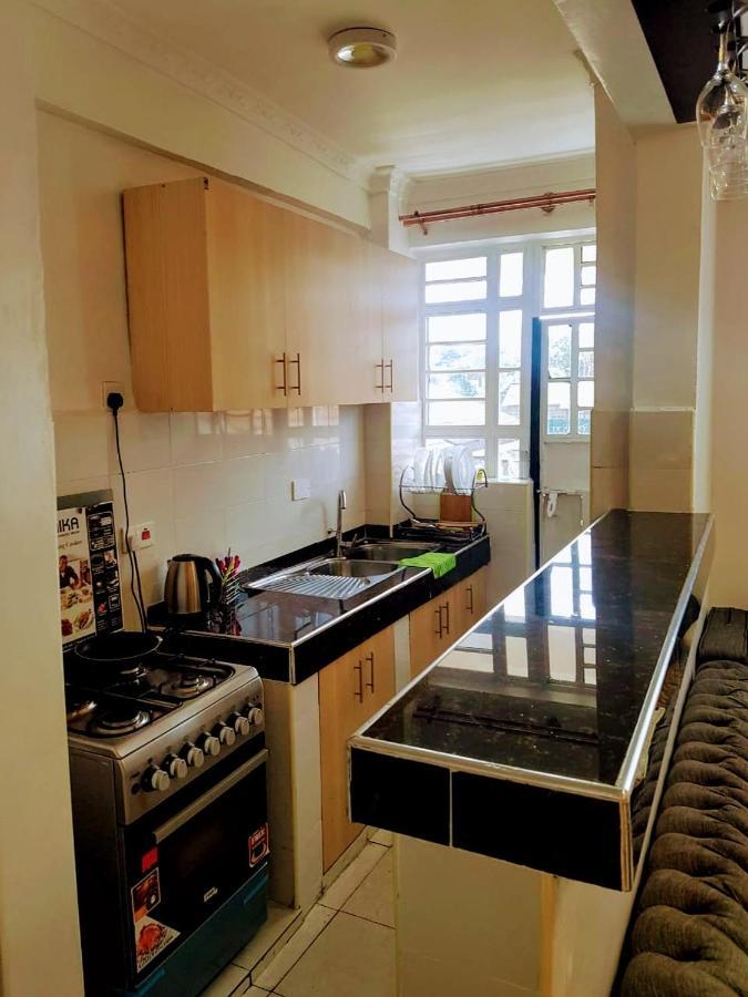 Sandalwood Suites Nakuru - Studios & One Bedroom Suites מראה חיצוני תמונה
