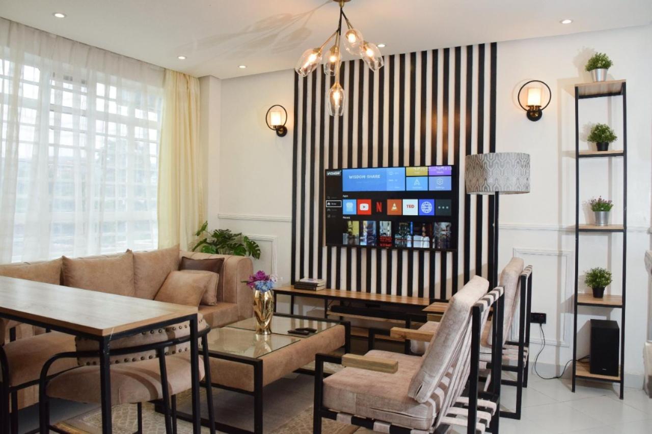 Sandalwood Suites Nakuru - Studios & One Bedroom Suites מראה חיצוני תמונה