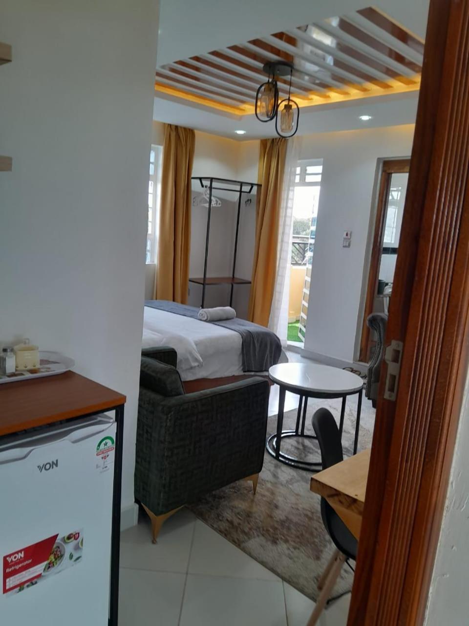 Sandalwood Suites Nakuru - Studios & One Bedroom Suites מראה חיצוני תמונה