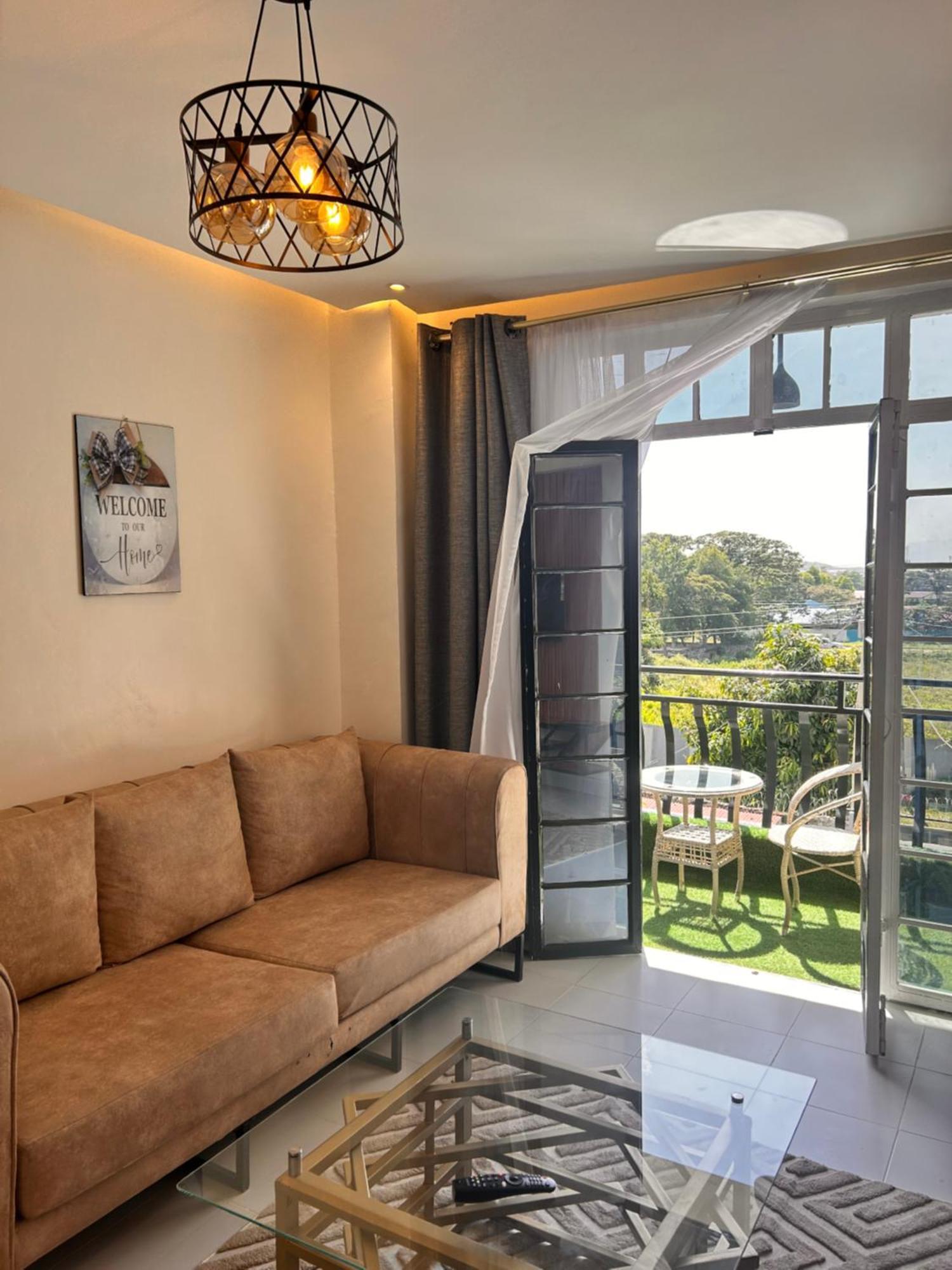 Sandalwood Suites Nakuru - Studios & One Bedroom Suites מראה חיצוני תמונה